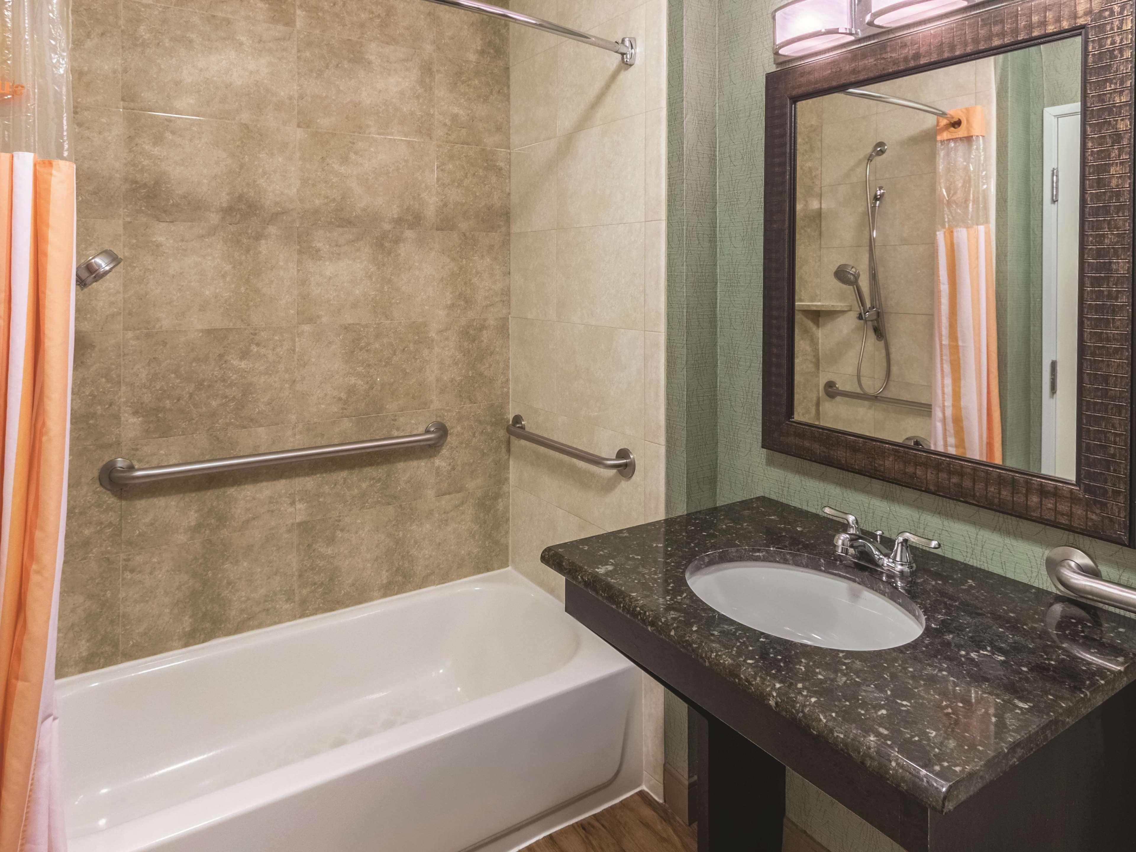 La Quinta By Wyndham Fort Worth - Lake Worth Номер фото